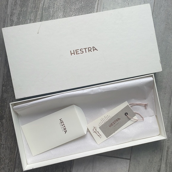 HESTRA GLOVES SINCE 1936 Ivory White Packaging Empty Box - Picture 7 of 9